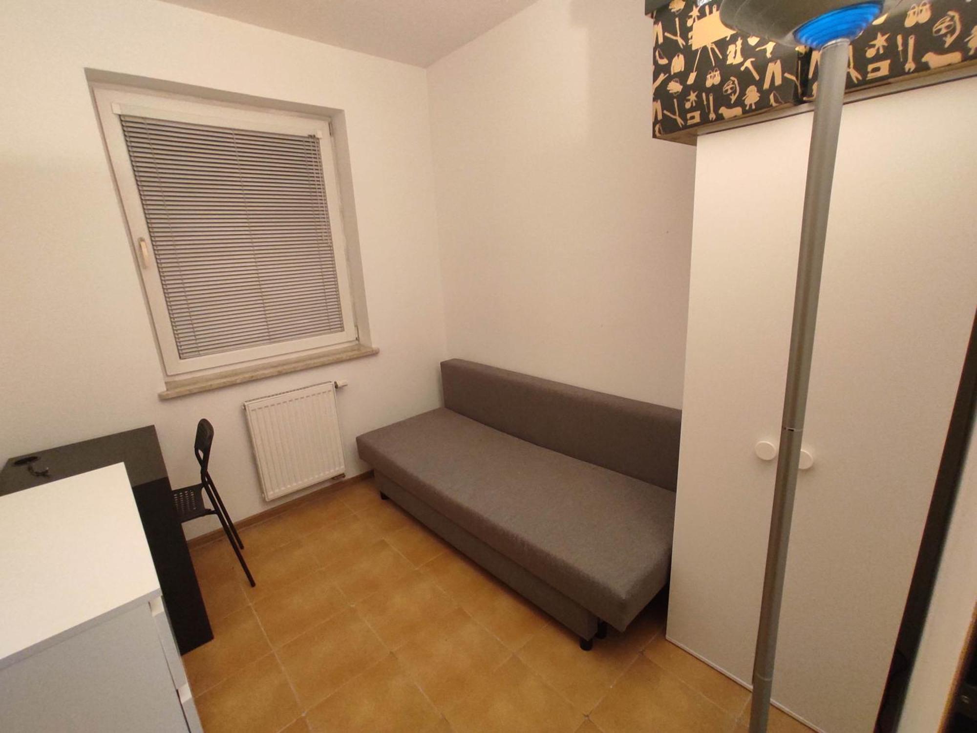 Nice Room With 2 Shared Bathrooms ,Wc , 2Km To Old Town -100M From Metro Szwedzka Varşova Dış mekan fotoğraf