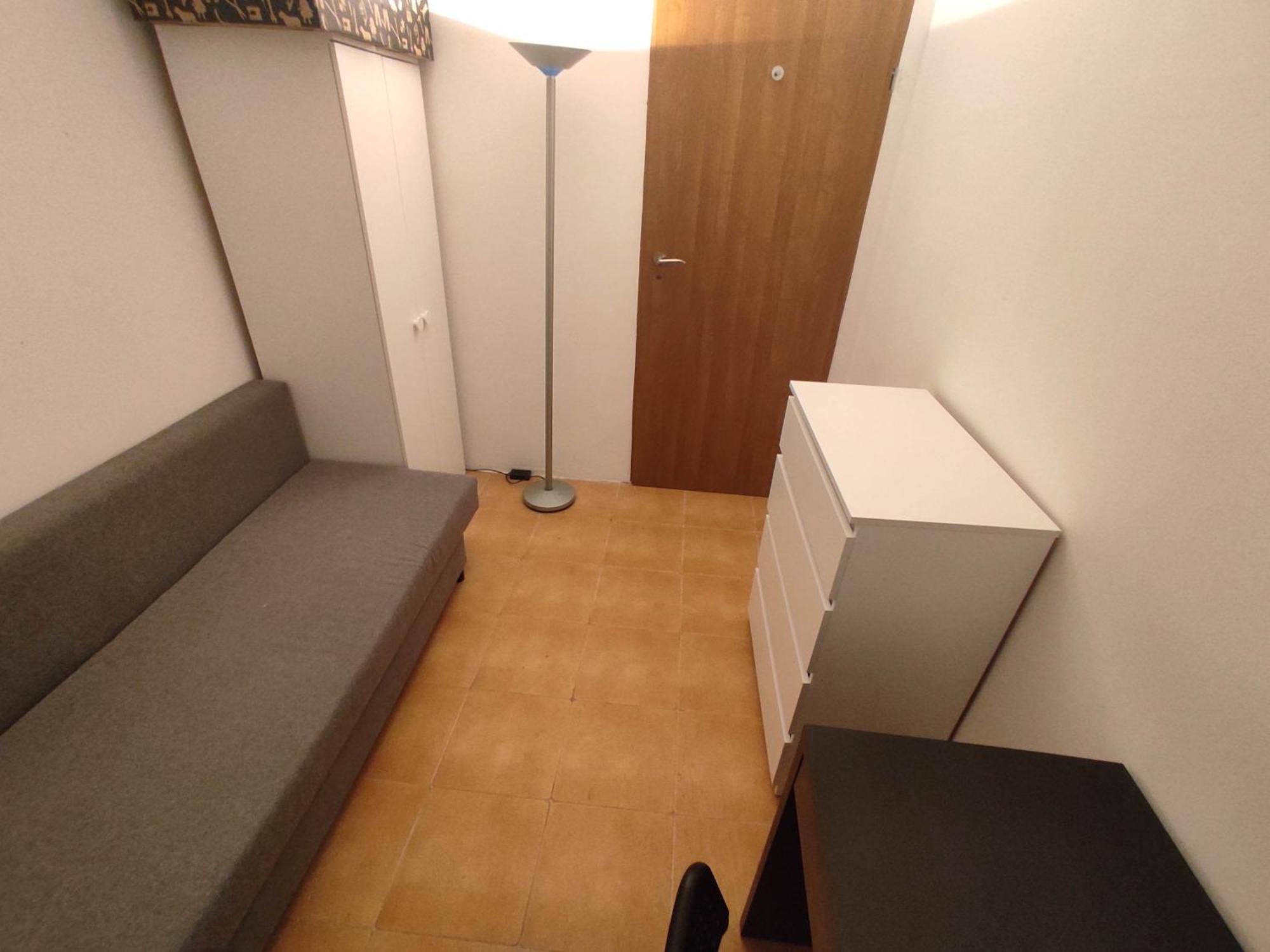Nice Room With 2 Shared Bathrooms ,Wc , 2Km To Old Town -100M From Metro Szwedzka Varşova Dış mekan fotoğraf